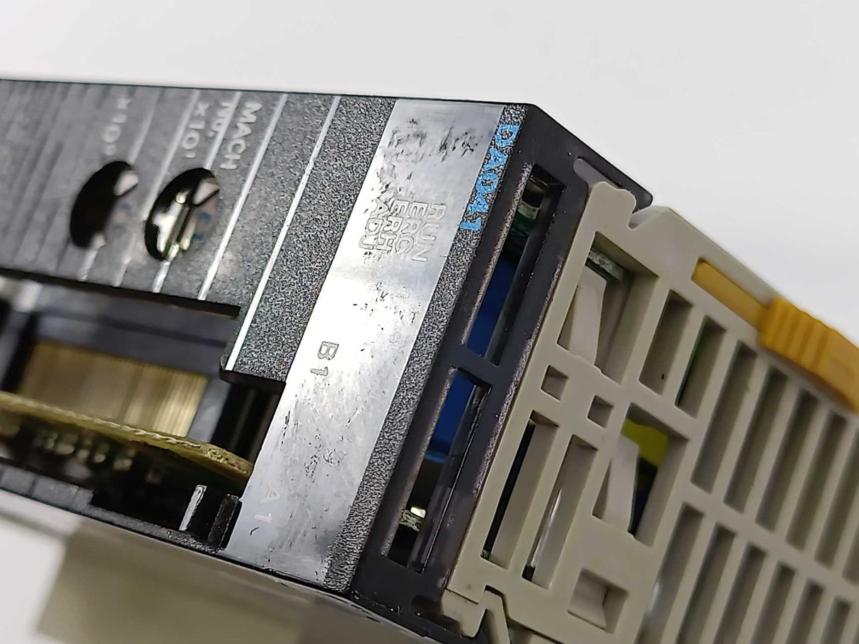 OMRON CJ1W-DA041 Analog Output Unit