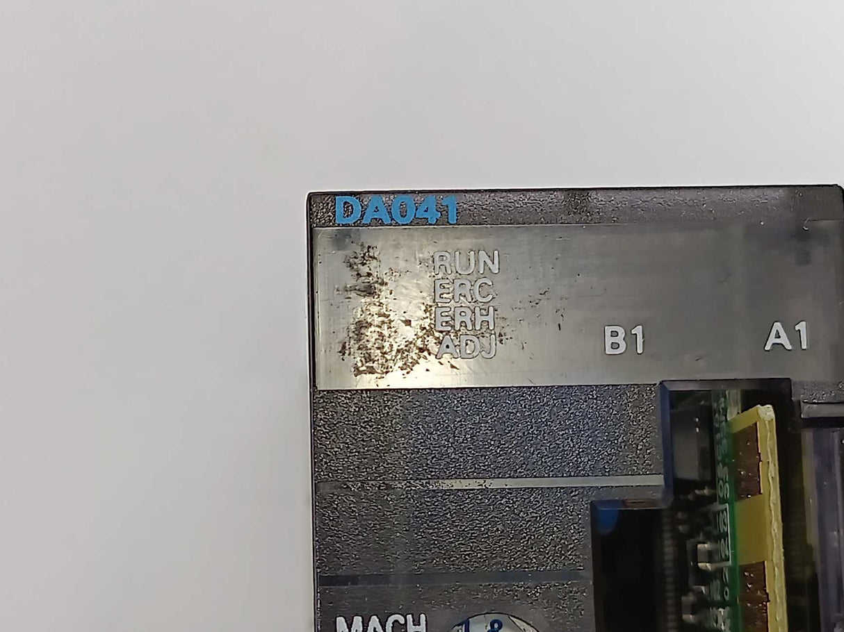 OMRON CJ1W-DA041 Analog Output Unit