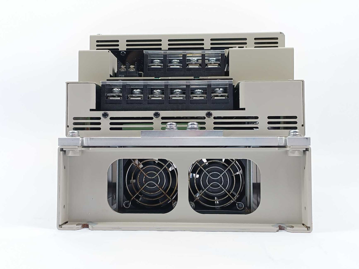 YASKAWA SGDV-210D01A 076368 Servo Drive