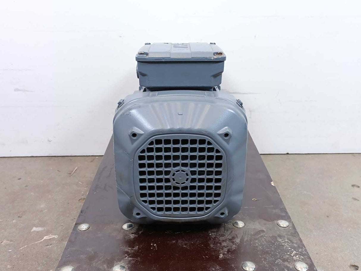 SEW-EURODRIVE  KA37DRN90S4/TF 1.1kW Gearmotor. i=8,91