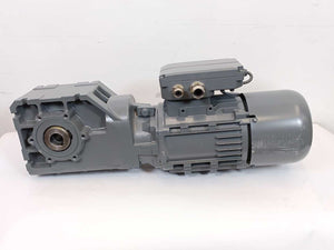 LENZE M55BP080M045EF05C 0,75kW Motor w/ G50BB124MHBR2C00 i=37,967 Gearbox