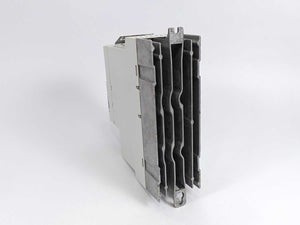 LENZE E84AVSCE5514SX0 8400 StateLine C 0.55kW 1.8A Frequency Inverter