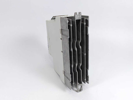 LENZE E84AVSCE5514SX0 8400 StateLine C 0.55kW 1.8A Frequency Inverter