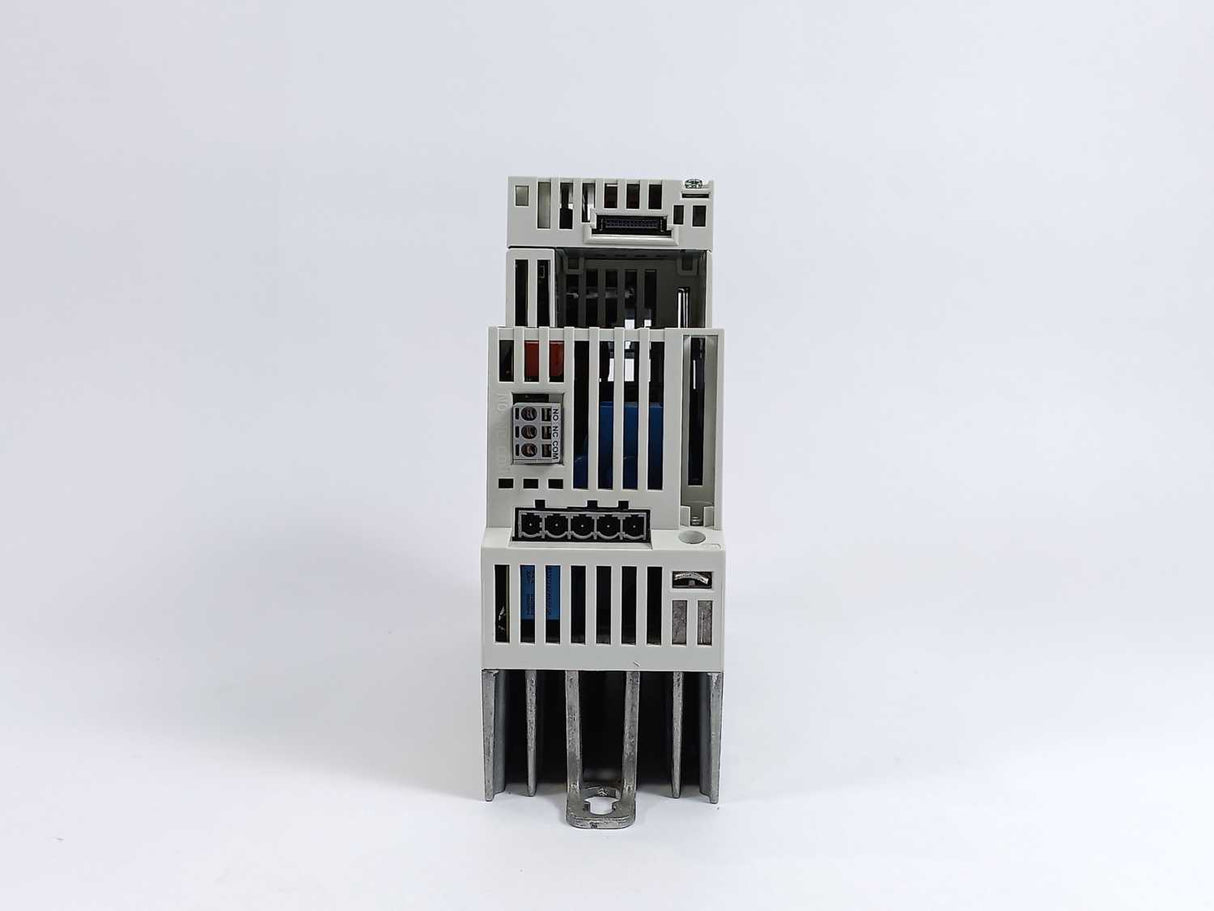 LENZE E84AVSCE5514SX0 8400 StateLine C 0.55kW 1.8A Frequency Inverter