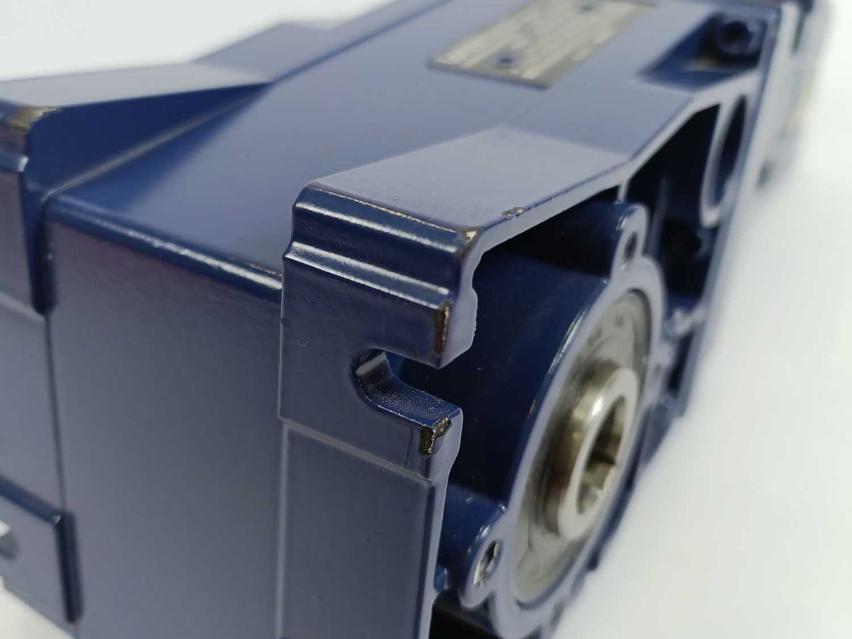 LENZE G50AB045MHBR2C00 Gearmotor i=17.378, 20 Nm, 233.1 r/min