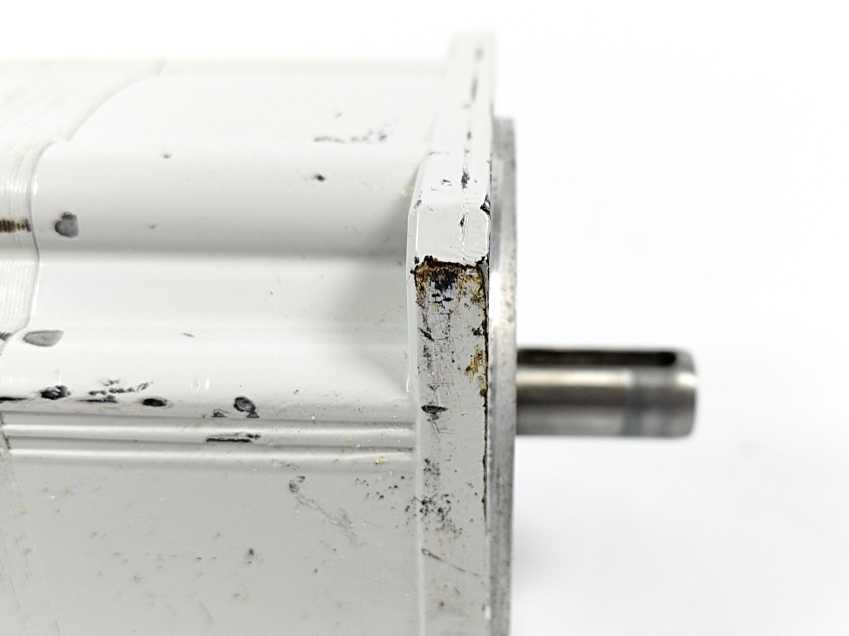 LENZE MCS 09F38-RS0B0-B14N-ST6S00N-R0XU 13293149 Servo Motor 330V 2.5A