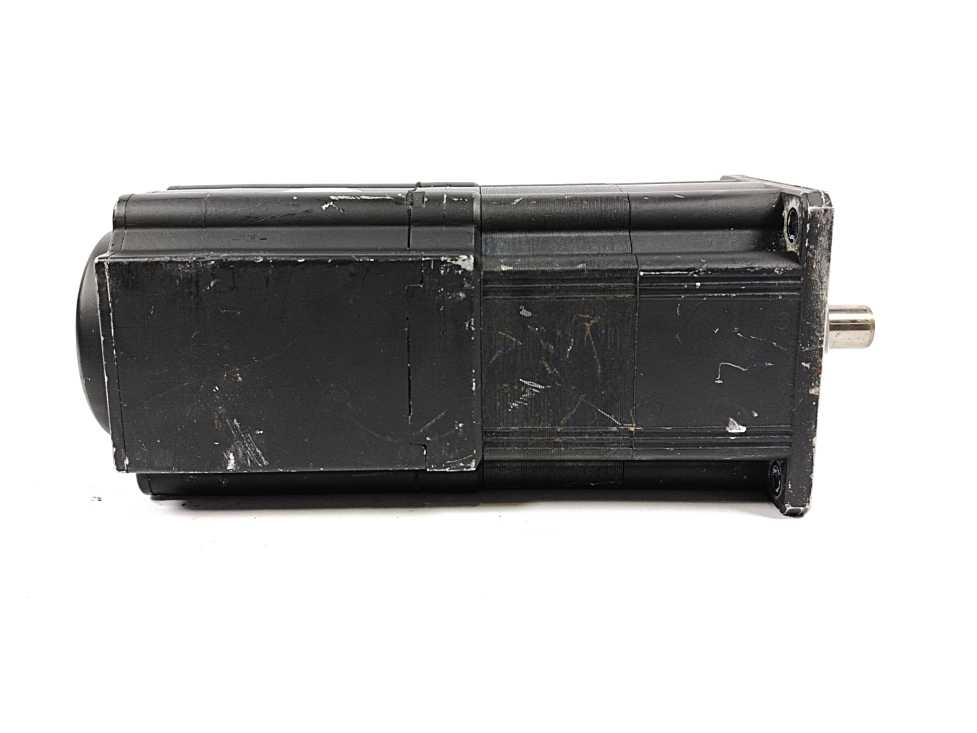 LENZE MCS 09D41-RS0P1-A14N-ST5800N-R08U 15137420 Servo Motor 320V 2.3A