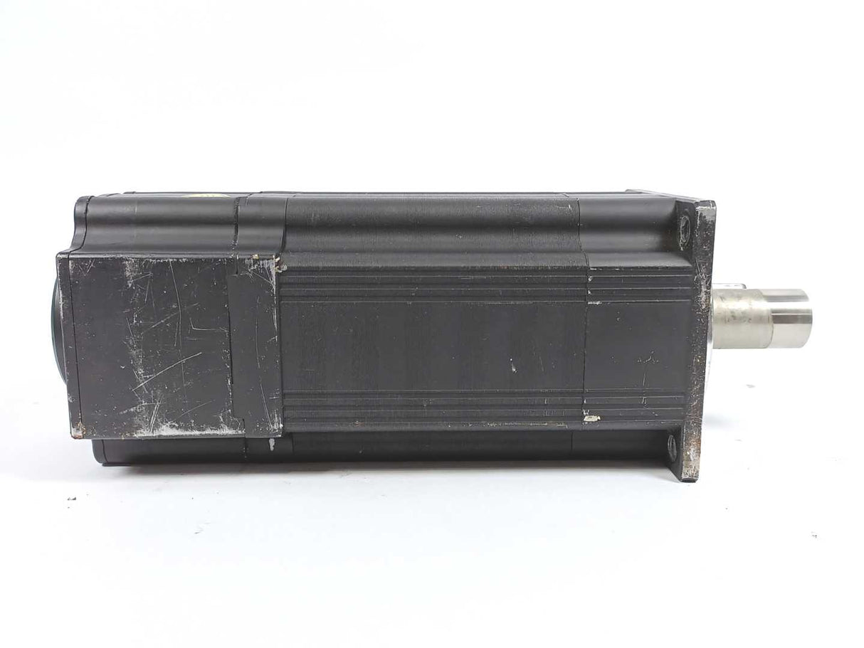 LENZE MCS 12L20-RS0B0-B19N-ST6S00N-R0SU 13387395 Servo Motor 330V 5.9A