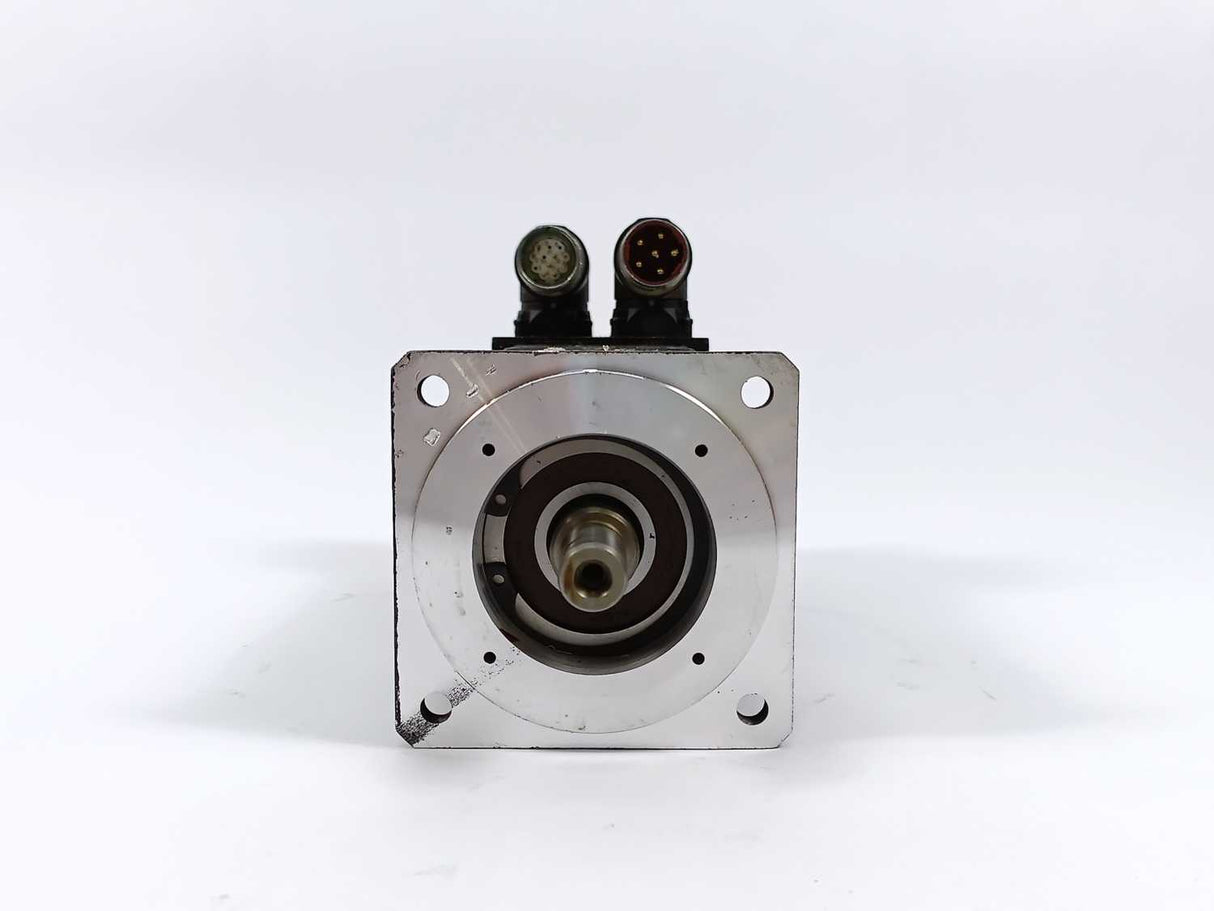 LENZE MCS09F38-RS0P1-A14N-ST5S00N-R0SU 15024416 Servo Motor