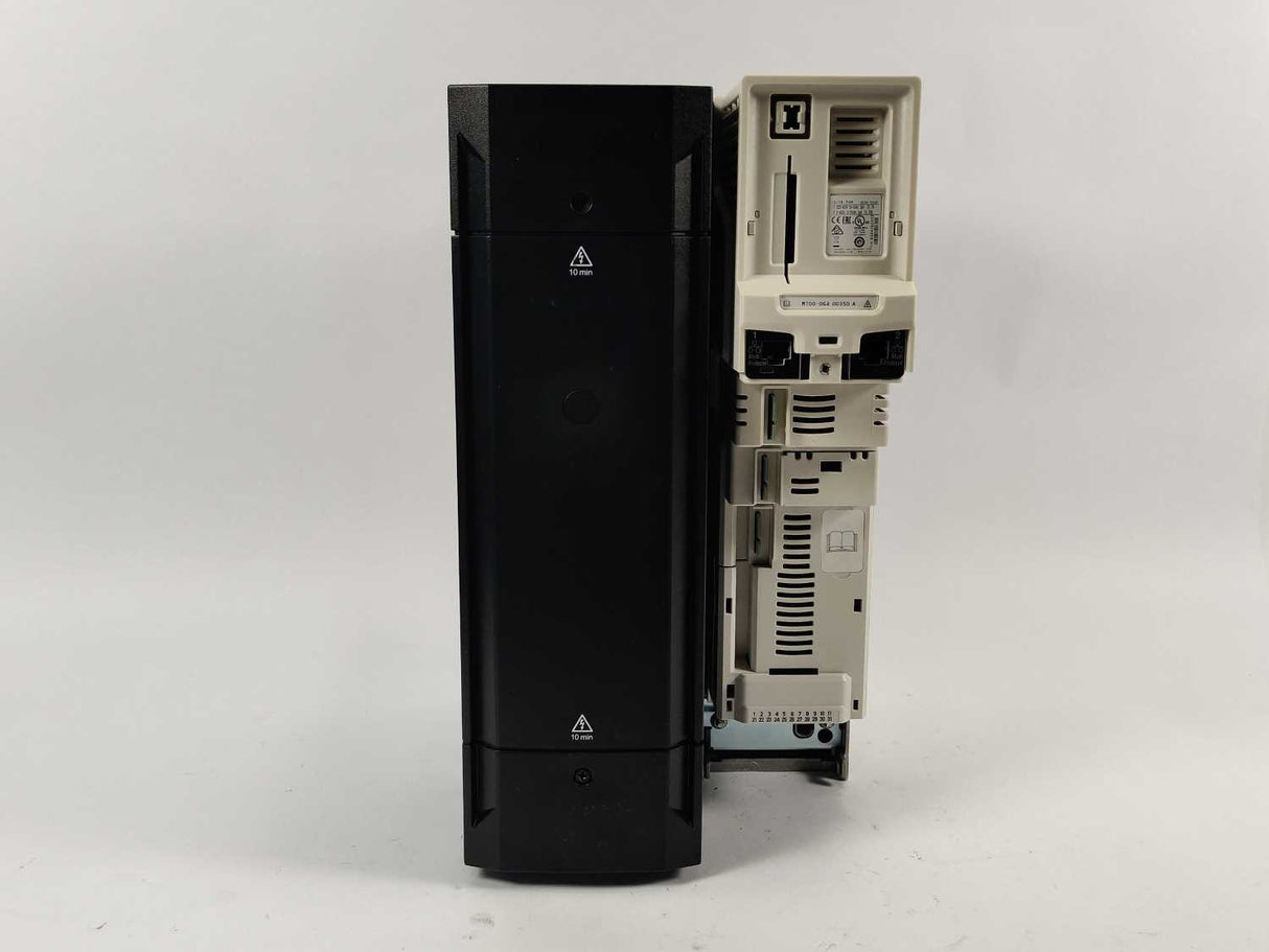 Control Techniques M700-06400350A Inverter Drive 15/18,5kW