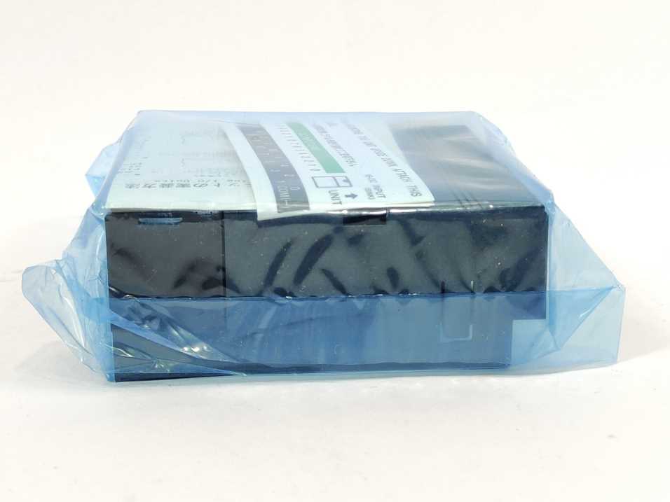 Idec Izumi Corp. PFJ-N162U FA-1J 16-DC Input Unit (SINK)