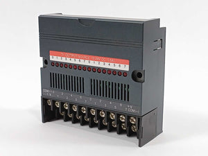Idec Izumi Corp. PFJ-T162CU Tr. Output (Source 12-28V DC 0.5A)