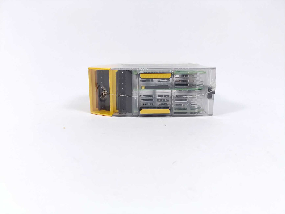 Pilz 772100 PNOZ m B0 Safety Relay