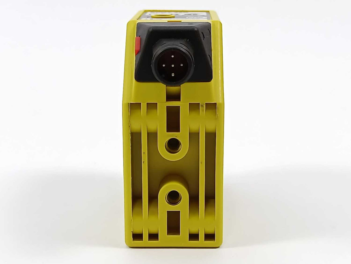 Jokab Safety SPOT 35R Safety light beam 17-30VDC