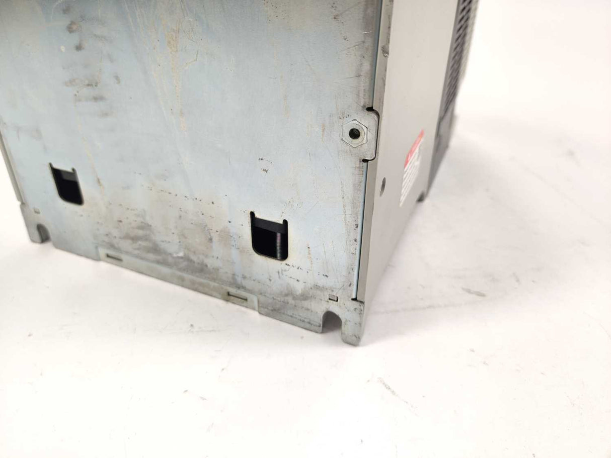 AB 25C-D043N114 Ser. B PowerFlex 527 22kW / 30Hp AC Drive