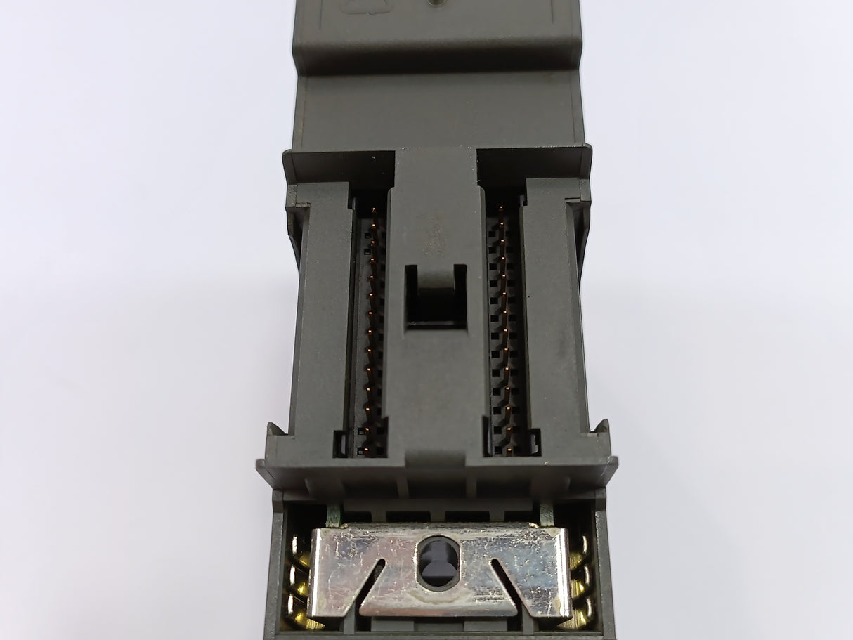 Siemens 6ES7322-1BL00-0AA0 SIMATIC S7-300 Digital output SM 322