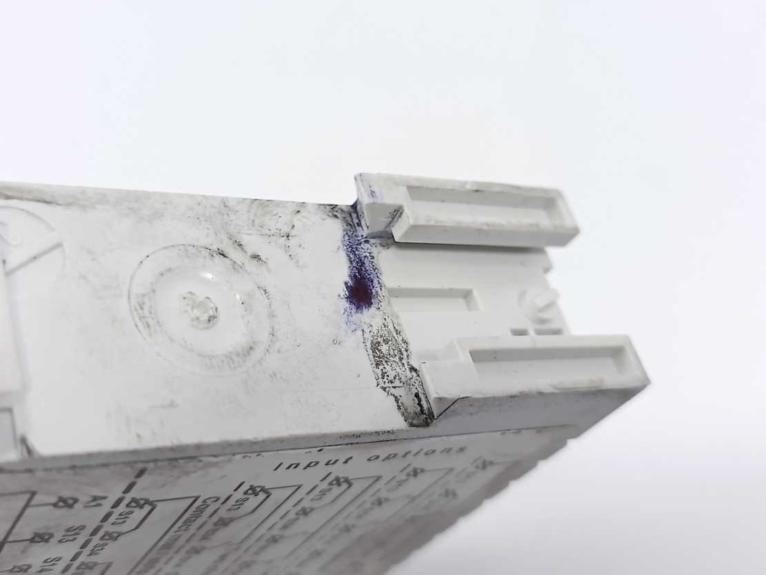 ABB 2TLA010029R0000 RT9 Safety relay 24VDC