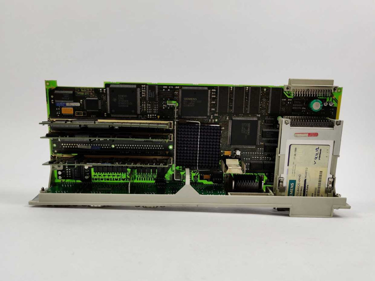 Siemens 6FC5357-0BB21-0AE0 SINUMERIK 840D/DE NCU 572.2 W;6FC5270-4AX20-4AH0