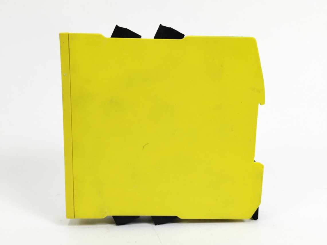 ABB 2TLA010050R0000 Sentry SSR10 Safety Relay