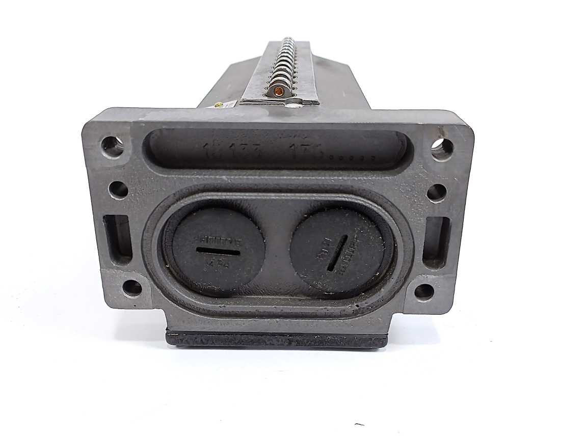 BALLUFF BNS519-D12R12-100-10 Mechanical Limit Switch DIN 43697