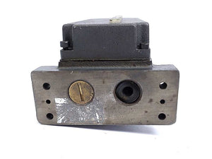 Euchner GSBF 10D16-502 L24 Mechanical Limit Switch DIN 43697