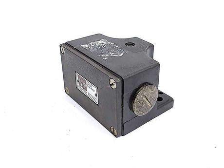 Euchner SN02R16-502 Switching Element 10A 250V IP67