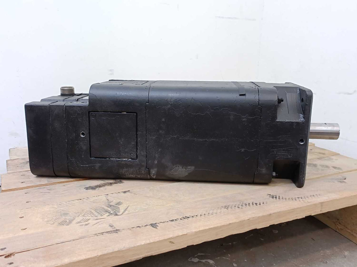 General Numeric / Siemens 1HU3104-0AH01-Z Water Cooled DC Servomotor