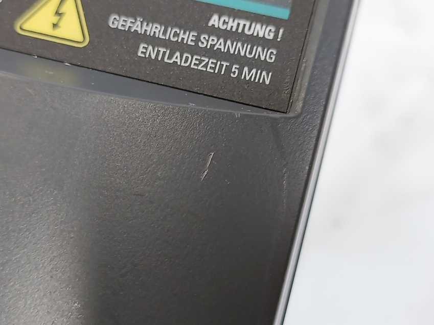 Siemens 6SE6440-2UD13-7AA1 MICROMASTER 440