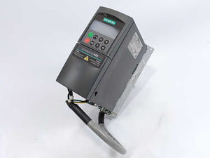 Siemens 6SE6440-2UD13-7AA1 MICROMASTER 440