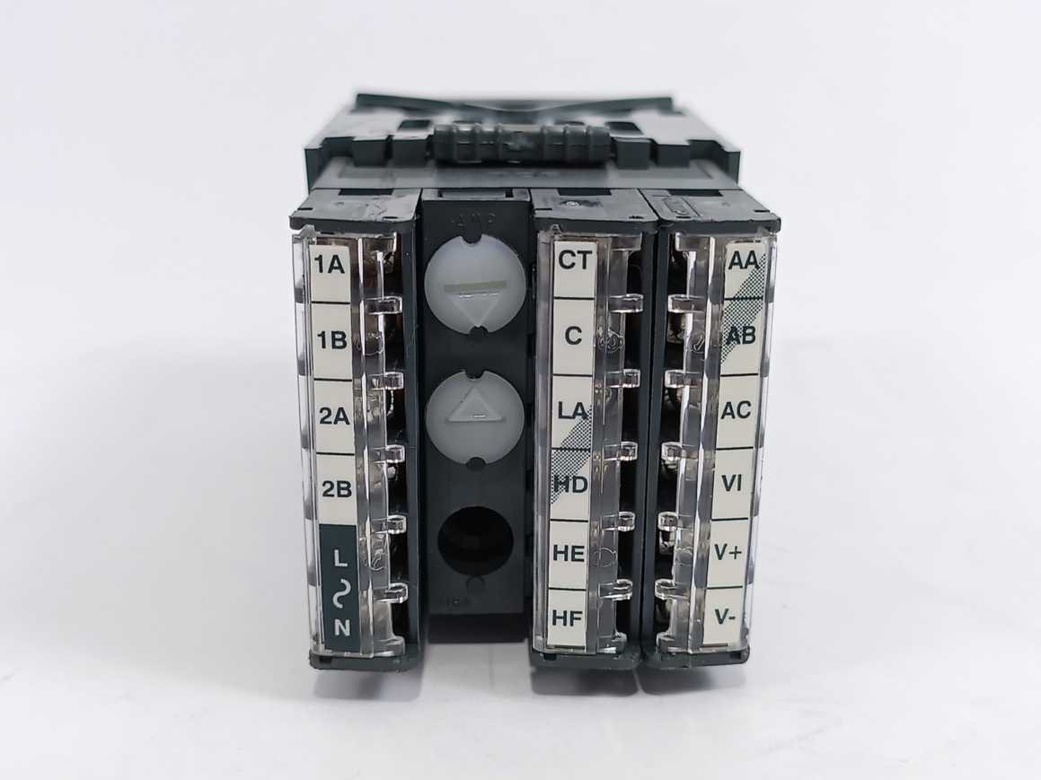 Eurotherm 3216N/CC/VH/LRXX/X/XXX/G/ENG/ENG Temperature Controller