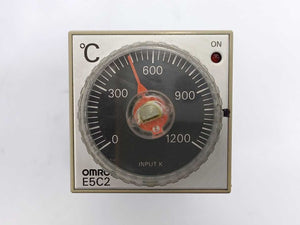 OMRON E5C2-R20K Temperature Controller 3A 250VAC~