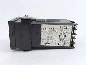 Senstherm 61001300 ST-48R Temperature Controller -200~1600 °C
