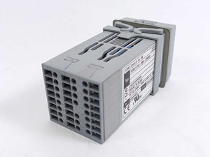 Jumo 703041/181-000-23/000 Temperature Controller 230VAC 3A