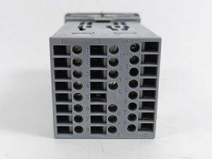 Jumo 703041/181-000-23/000 Temperature Controller 230VAC 3A