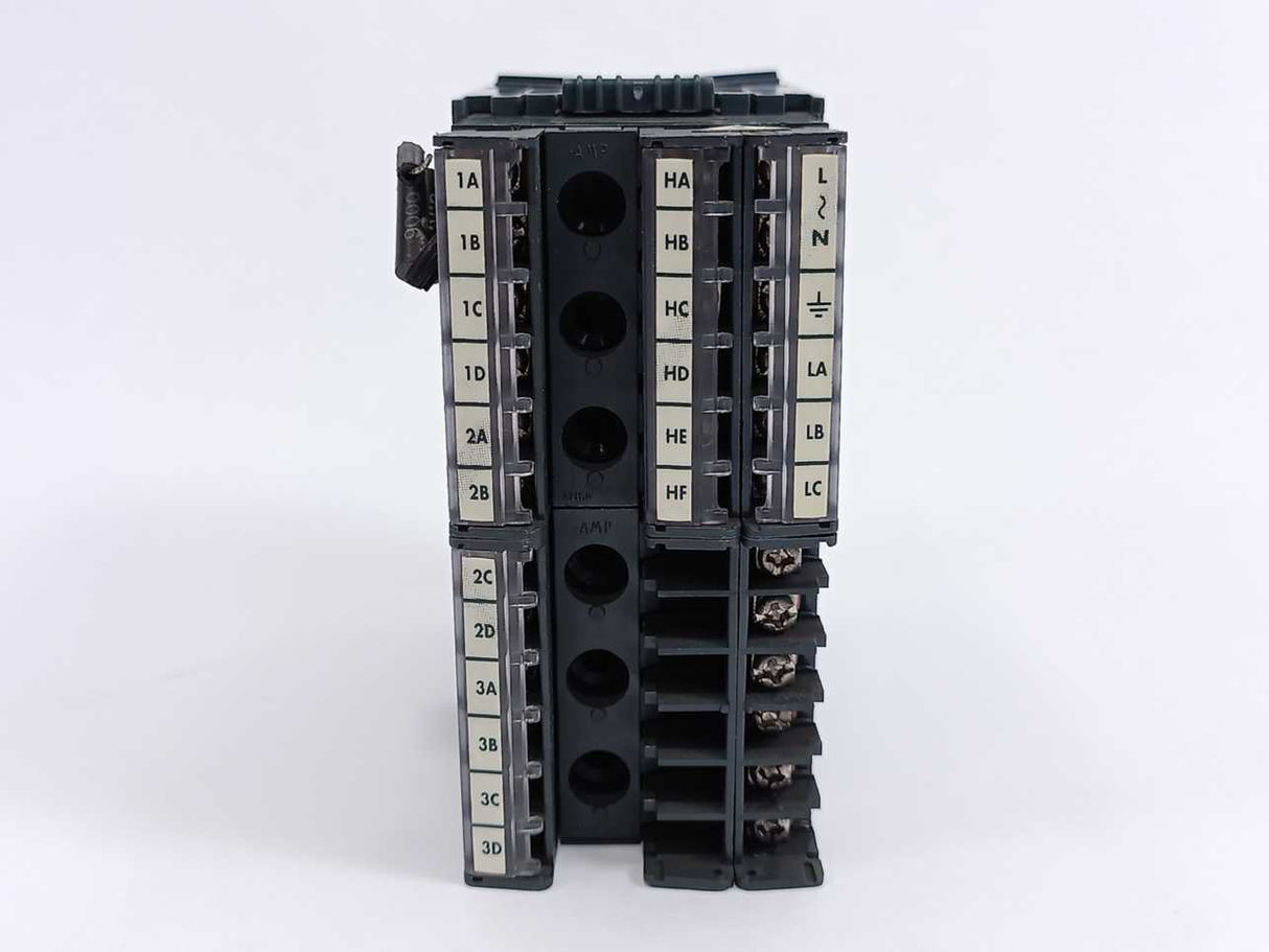 Eurotherm 2208E/CC/VH/C7/XX/RF/RF/2YM/ENG/ 2208e Temperature Controller