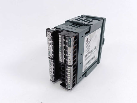 Eurotherm 2208E/CC/VH/C7/XX/RF/RF/2YM/ENG/ 2208e Process Control Equipment