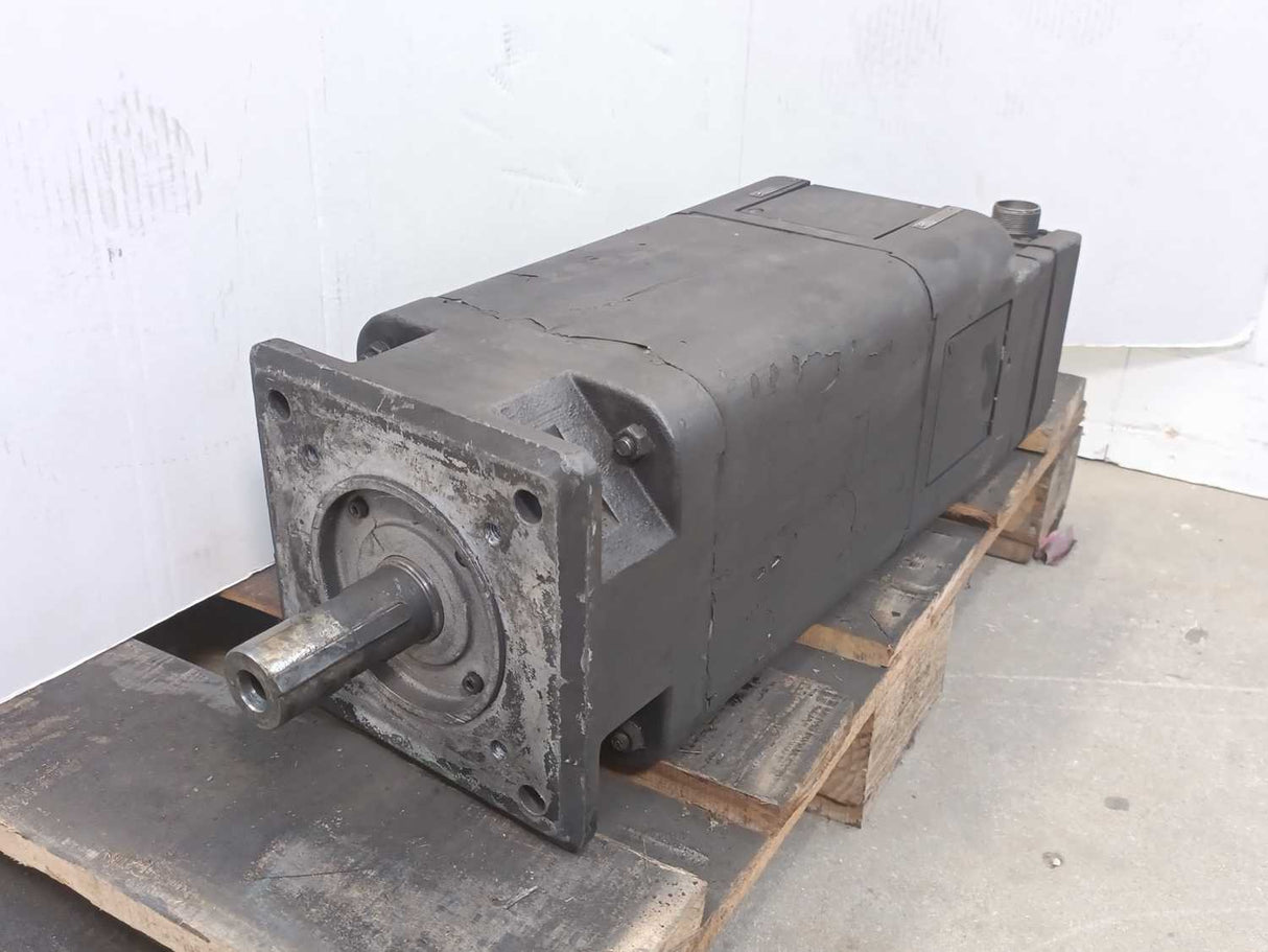General Numeric / Siemens 1HU3104-0AH01-Z Water Cooled DC Servomotor