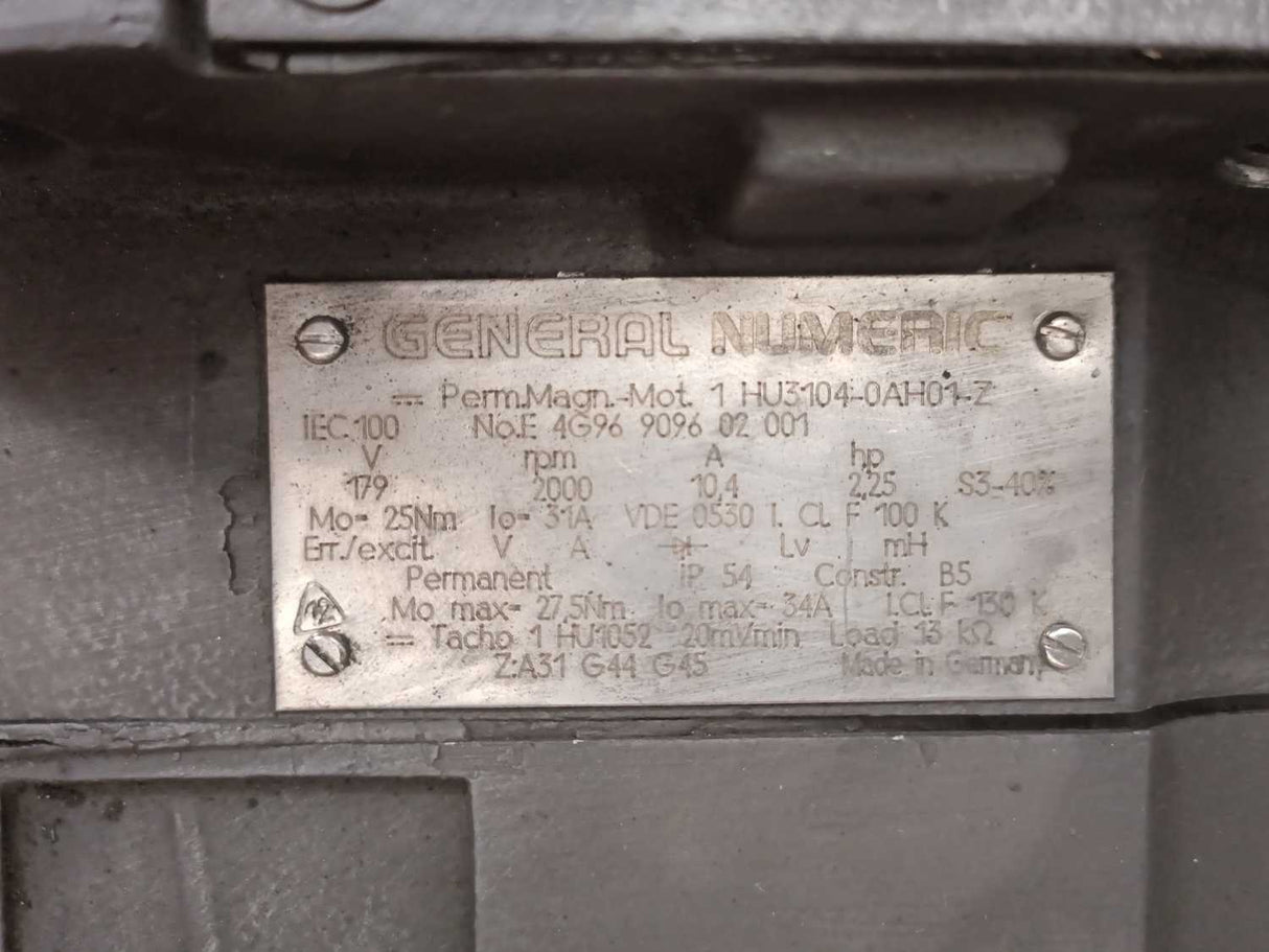General Numeric / Siemens 1HU3104-0AH01-Z Water Cooled DC Servomotor