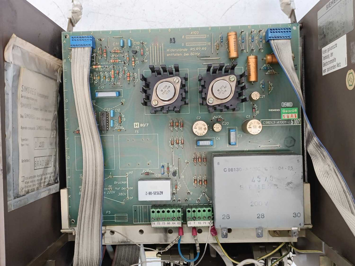 Siemens 6RA2621-6MV30-1A D200/40 Mreq-GcG6V30-2A SIMOREG Drive