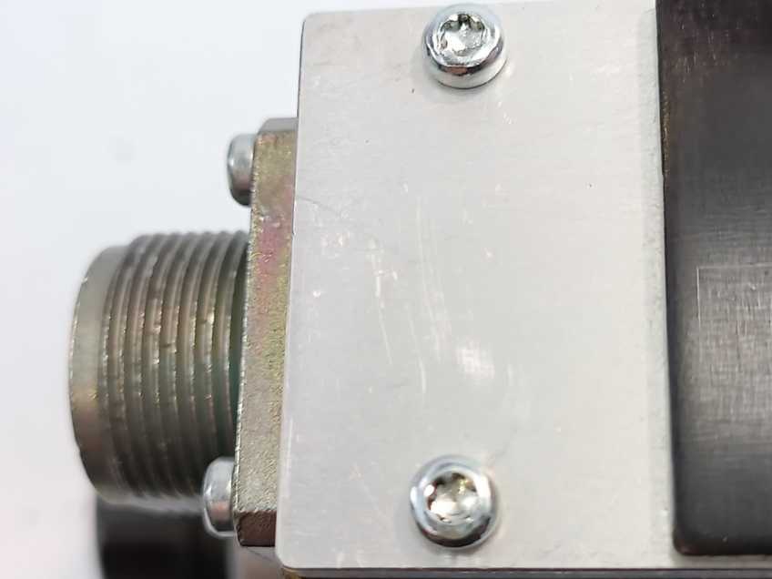 Rexroth R900558355 4WRAE6E30-23/G24N9K31/A1V Proportional Directional Valve