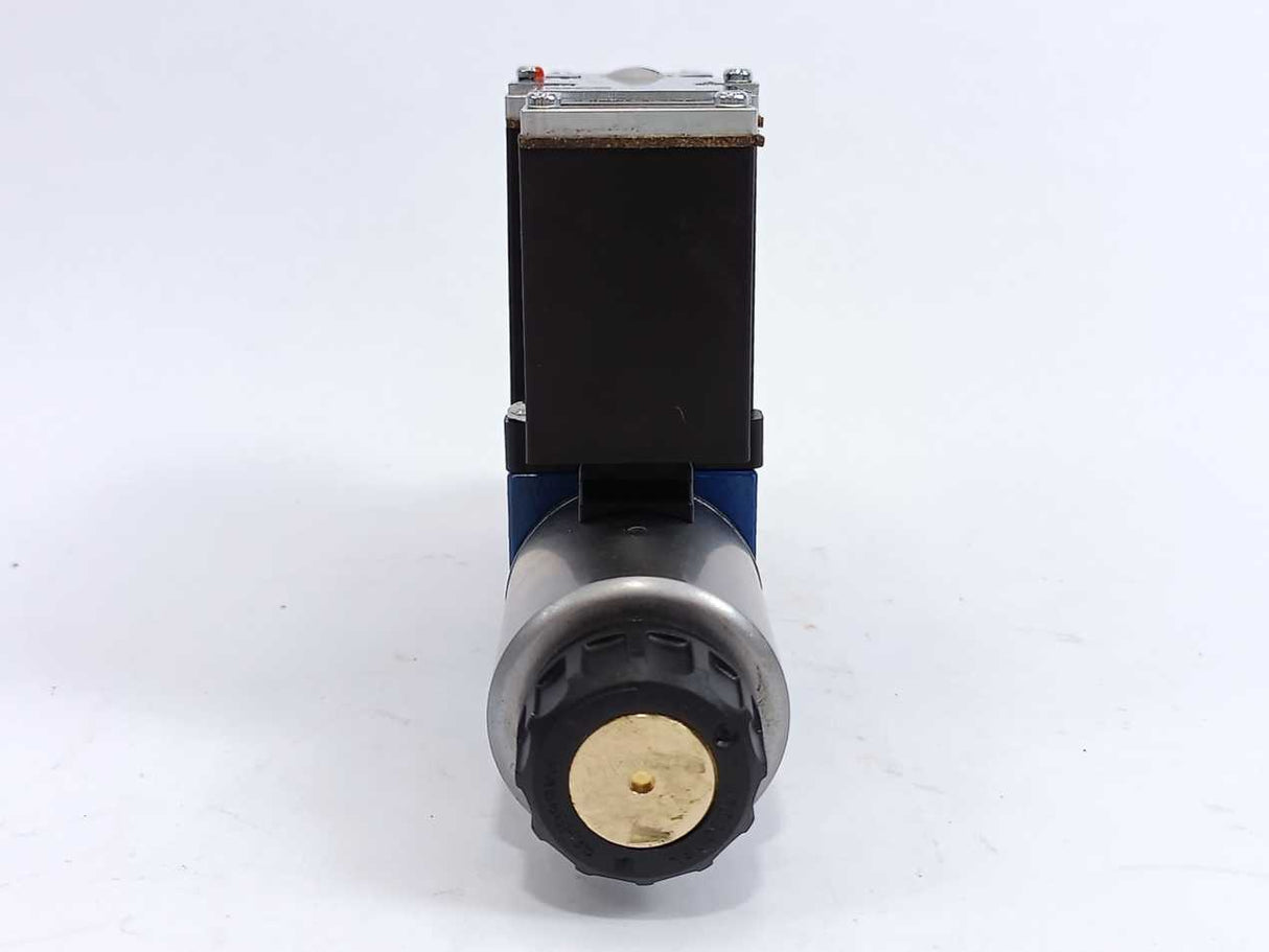 Rexroth R900558355 4WRAE6E30-23/G24N9K31/A1V Proportional Directional Valve