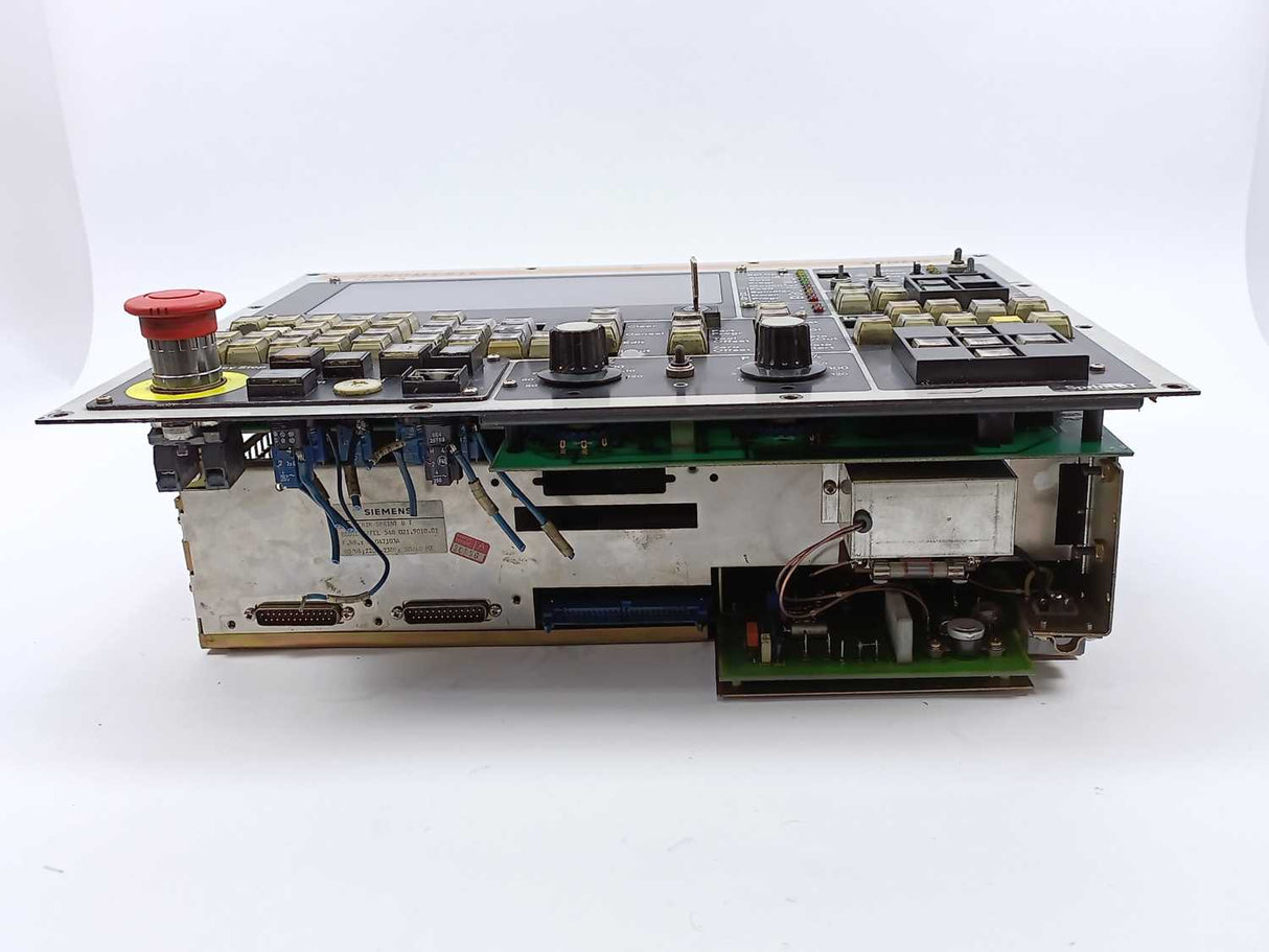 Siemens 548 021.9010.01 SINUMERIK System 8 Operator Panel