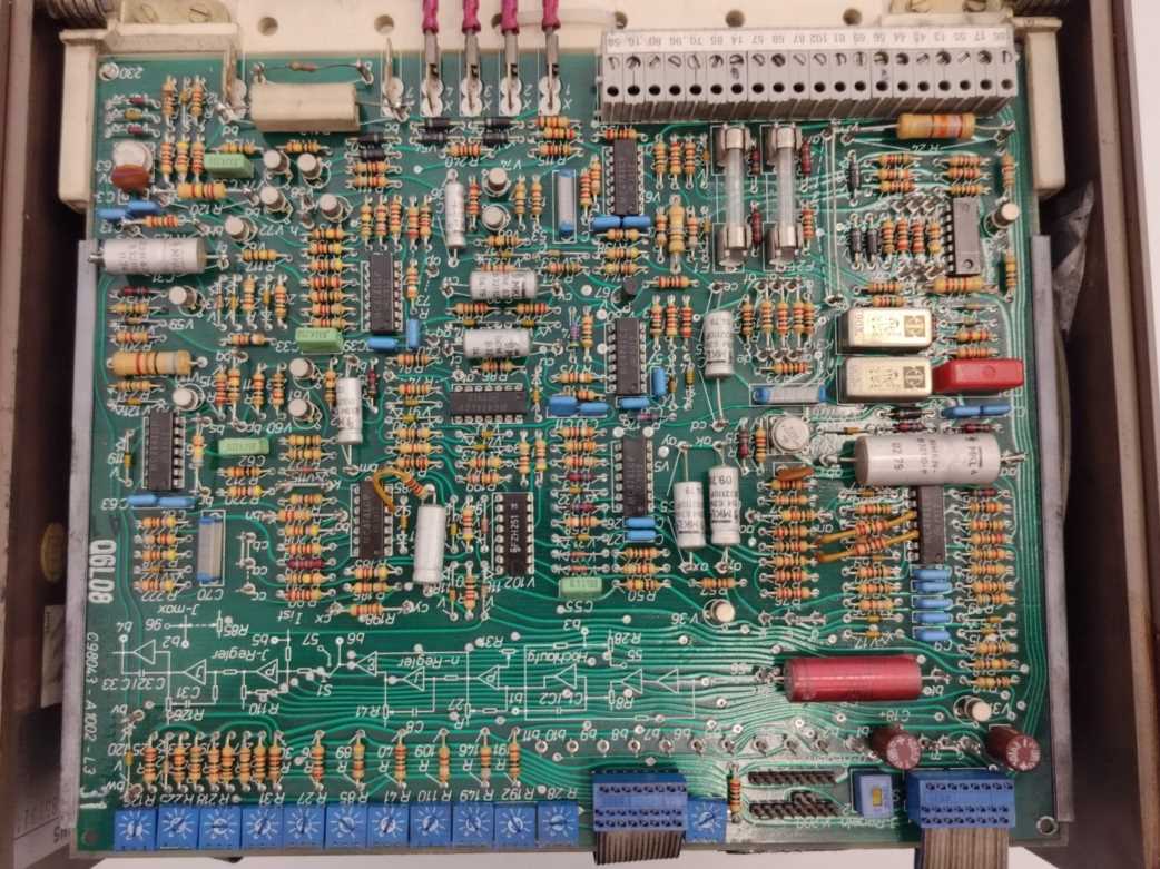Siemens 6RA2675-6DV51-1A D380/190 Mreq-GcGF6V51-2A SIMOREG Drive