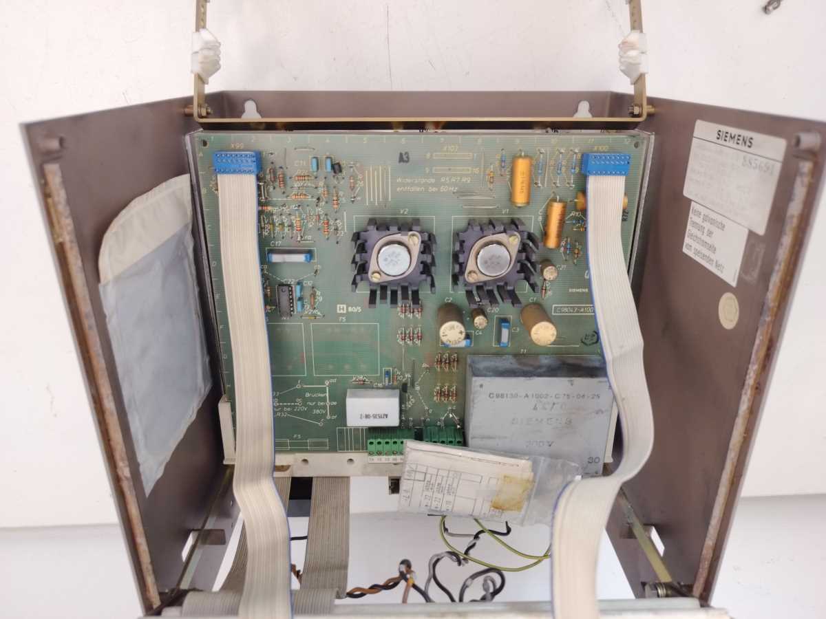 Siemens 6RA2615-6MV30-2A D200/20 Mreq-GcG6V30-2A SIMOREG Drive