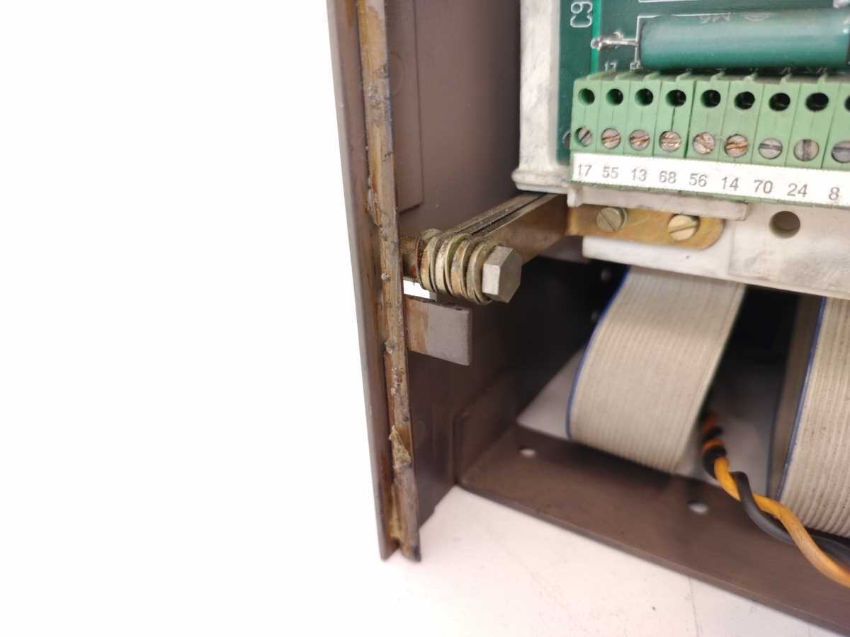 Siemens 6RA2615-6MV30-2A D200/20 Mreq-GcG6V30-2A SIMOREG Drive