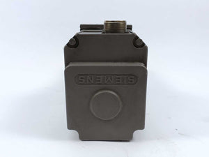 Siemens 1FT5066-0AC01-9-Z  3 Phase Permanent Magnet Servomotor