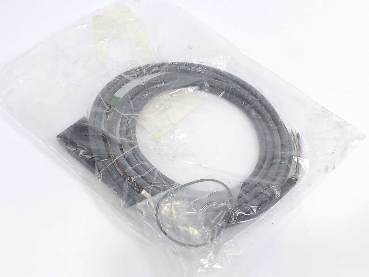 HEIDENHAIN 310740-03 01-03 3.00 02 0DB012 02 D001 .. 0.00 Cover w/ Connection 3m
