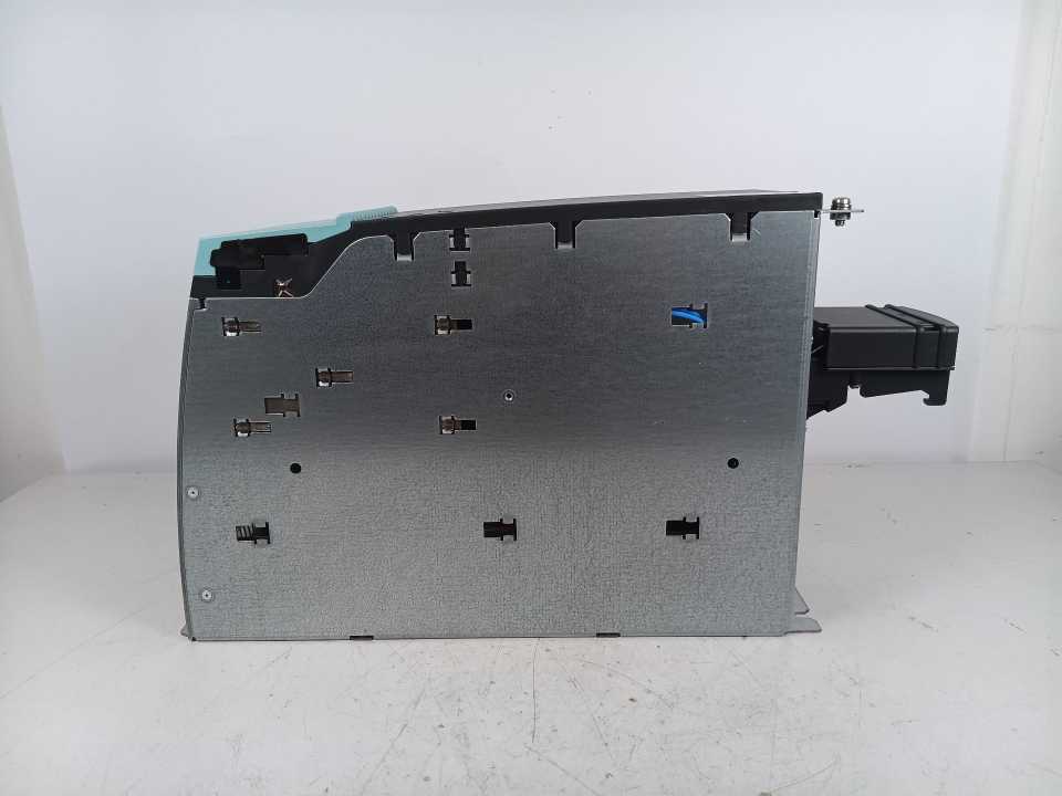 Siemens 6SL3120-1TE26-0AA3 SINAMICS S120 Single Motor Module