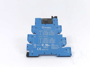 Finder 34.81.7.024.9024 5x Relay & 93.62.7.024 Socket