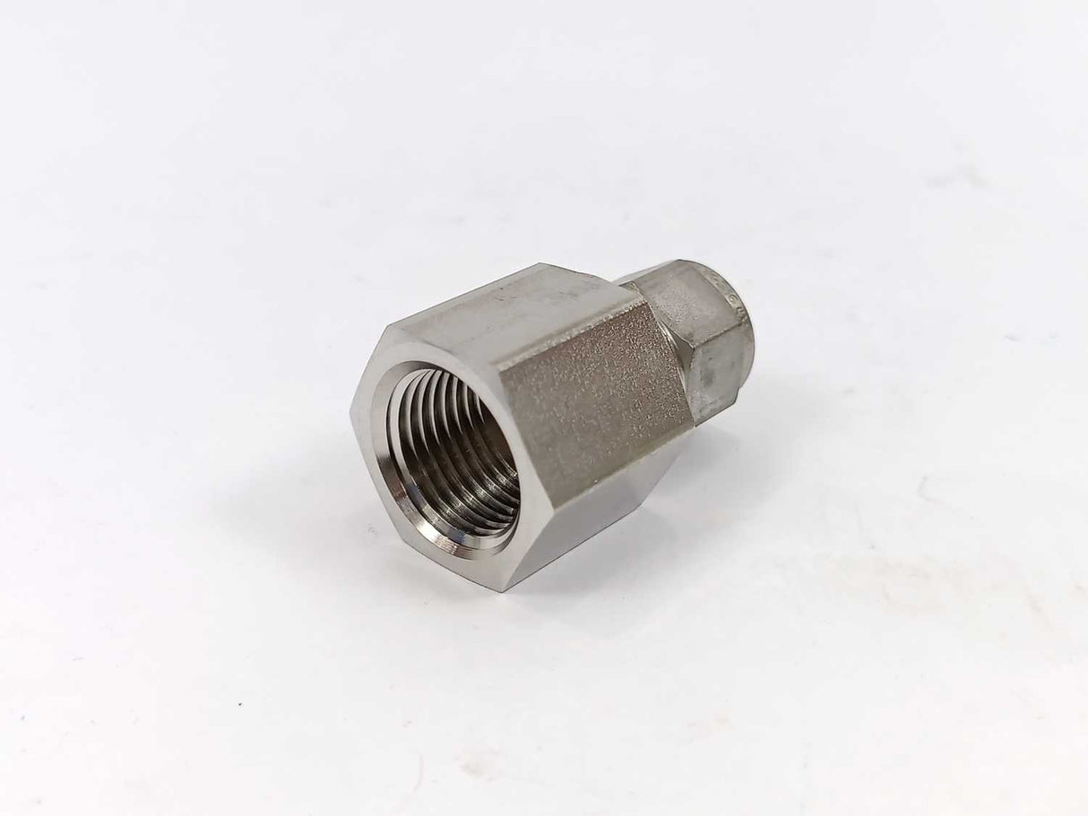 Swagelok SS-10M0-7-8 Stainless Steel Swagelok Tube Fitting, 0004489202